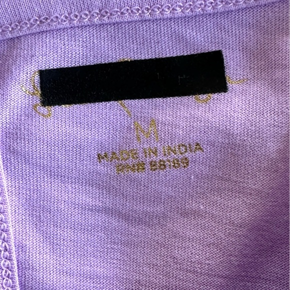 NEW LILLY PULITZER Bev Top  in Purple Iris Sleeveless Eyelet Detail Size Medium - Picture 7 of 9